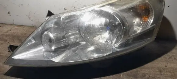 Peugeot Expert Headlight/headlamp 89902605