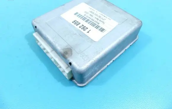 Toyota RAV 4 (XA10) Central body control module 89541-42030 IMPRK1262859