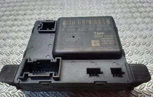 Volkswagen Crafter Door control unit/module A9068204026