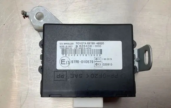 Lexus RX 330 - 350 - 400H Immobilizer control unit/module 8978048020 626404000 97RI010579