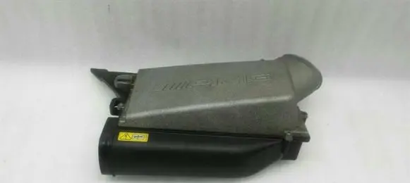 Mercedes-Benz CLS C219 Air filter box A1560940506