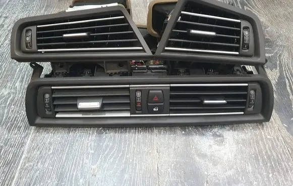 BMW 5 F10 F11 Dash center air vent grill F49209137 0779004
