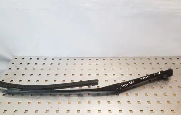BMW 5 E60 E61 Front wiper blade arm
