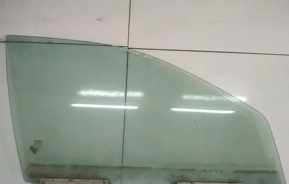 Volvo S80 Front door window glass four-door AS2