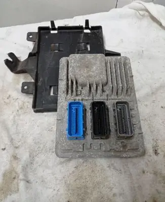 Chevrolet Volt II Engine control unit/module 12674690