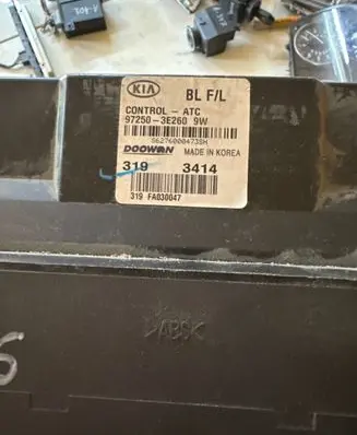 KIA Sorento Climate control unit 972503E260