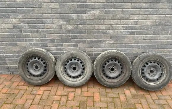 Dacia Sandero R15 summer tire 18565R15