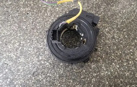 Mazda 2 Airbag slip ring squib (SRS ring) D65166CS0