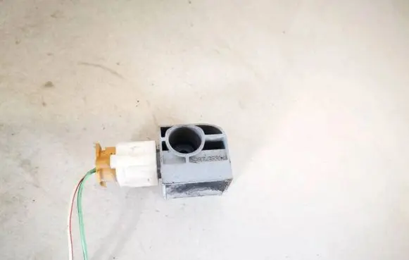 Suzuki SX4 Airbag deployment crash/impact sensor 3893080j10000 38930-80j10-000
