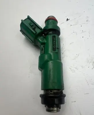 Toyota Prius (XW20) Fuel injector 2325021020