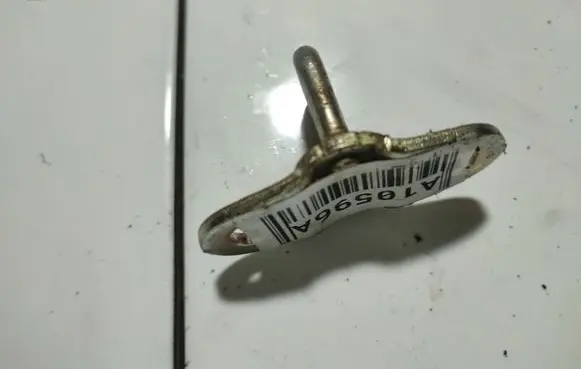 Chevrolet Aveo Rear door lock loop/hook striker 