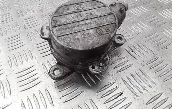 Renault Laguna II Vacuum pump 8200478188