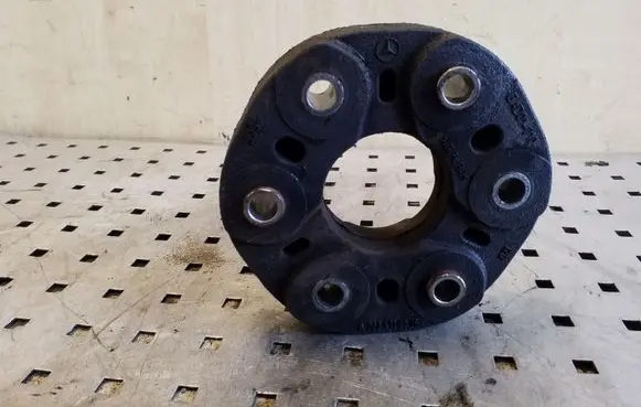 Mercedes-Benz C W204 Rear prop shaft donut coupling/joint A2034110015