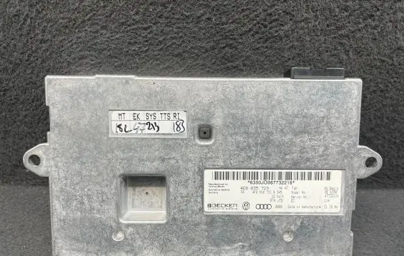 Audi A6 S6 C6 4F MMI control unit 4E0035729 4F0910731