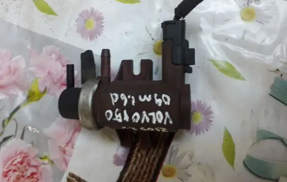 Volvo V50 Turbo solenoid valve P12AD1105