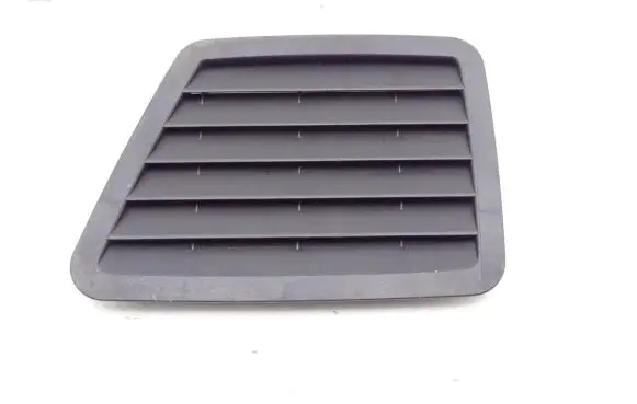 Mercedes-Benz S W220 Rear air vent grill A2208310136