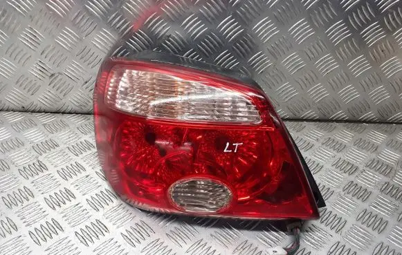 Mitsubishi Outlander Rear/tail lights