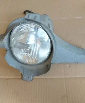 Toyota Hilux (AN10, AN20, AN30) Front fog light