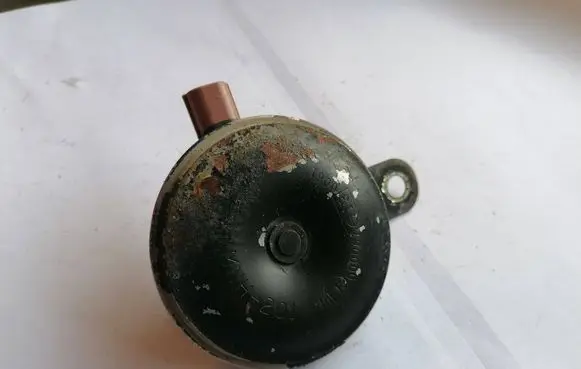 Honda Accord Horn signal E13000061