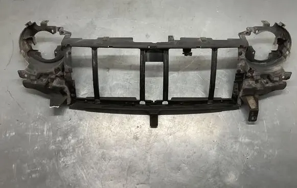 Jeep Cherokee III KJ Radiator support slam panel bracket 