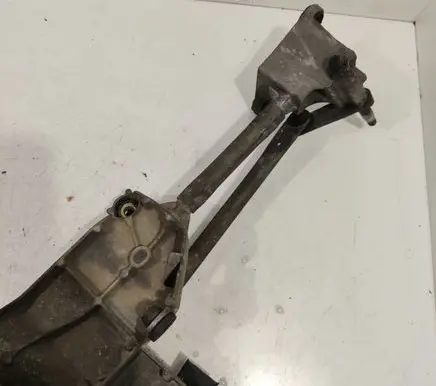 Front wiper linkage and motor
