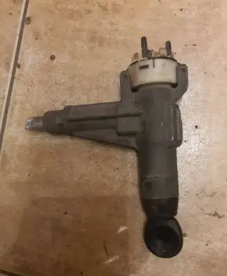Audi A6 S6 C4 4A Ignition lock 4A0905851