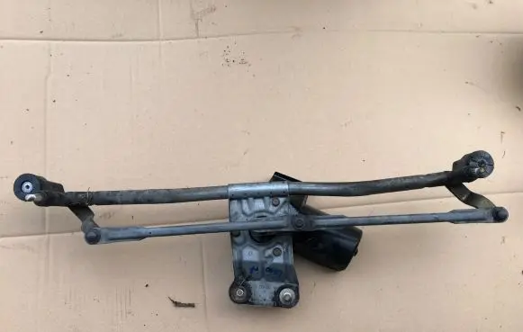 Ford Escort Front wiper linkage and motor