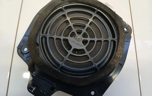 Audi A4 S4 B7 8E 8H Parcel shelf speaker 8H0035411 280353001
