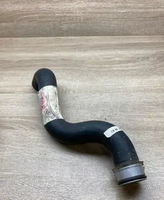 Mercedes-Benz E W211 Engine coolant pipe/hose A2115010882