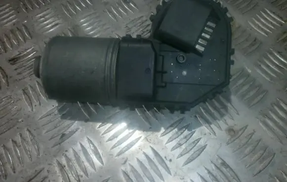 Ford Mondeo MK II Wiper motor 0390241703CEP