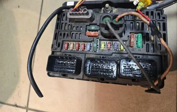 Peugeot 407 Comfort/convenience module BSML0200