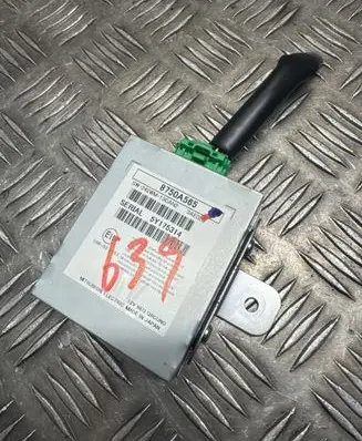 Mitsubishi Outlander GPS navigation control unit/module 8750A565 3AE020 5Y175314