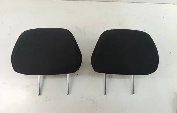 Hyundai Veloster Rear seat headrest 