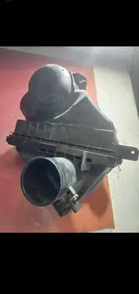 Nissan Navara D40 Air filter box EB300