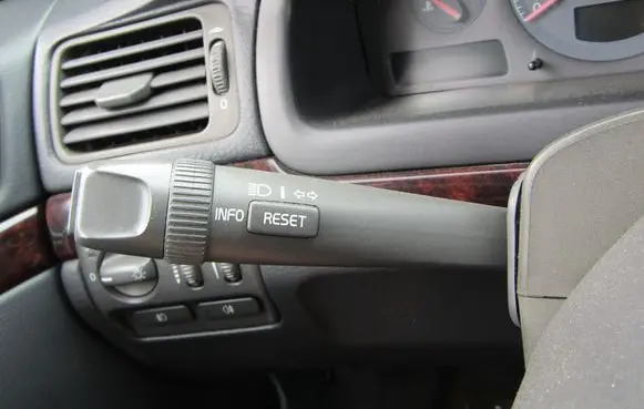 Volvo S80 Wiper turn signal indicator stalk/switch 