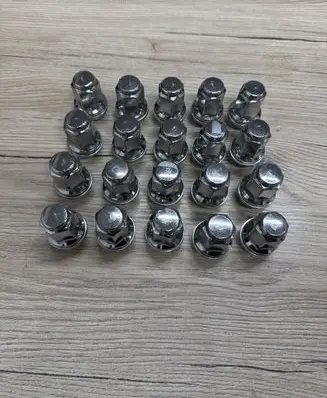 Toyota Avensis T270 Nuts/bolts 