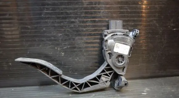 Audi A4 S4 B8 8K Accelerator throttle pedal 8K1721523