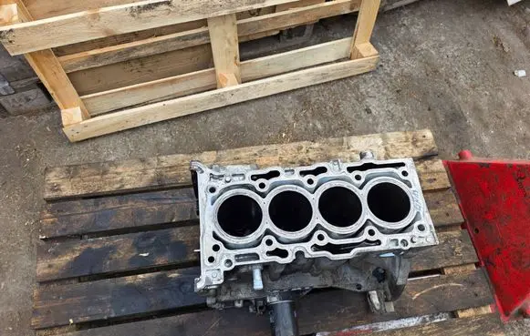 Mitsubishi ASX Engine block 4N13