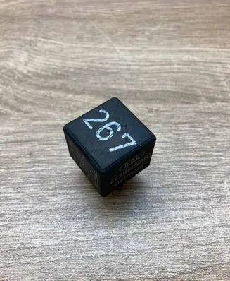 Volkswagen PASSAT B5 Other relay 443919578C 899519 267