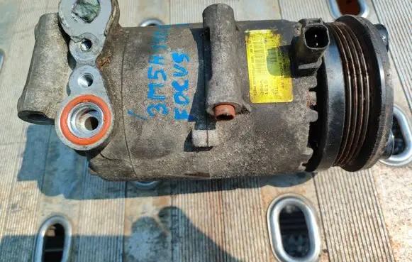 Ford Focus Air conditioning (A/C) compressor (pump) 3M5H19D629PE