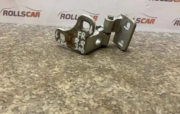 Land Rover Range Rover L322 Front door lower hinge 70254489 70254509