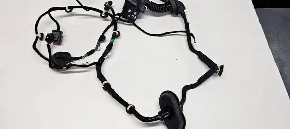 Jeep Grand Cherokee WL Rear door wiring loom P68459353AD 68459353AD