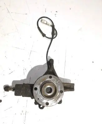 Peugeot 307 CC Front wheel hub