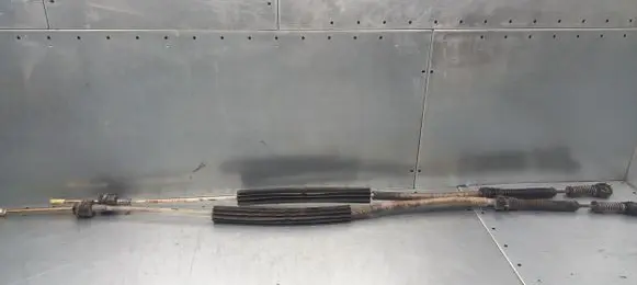 Volkswagen Polo Gear shift cable linkage 