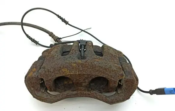 Mercedes-Benz Sprinter W906 Front brake caliper