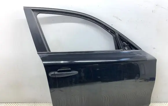BMW 1 E81 E87 Front door 475