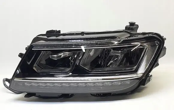 Volkswagen Tiguan Headlight/headlamp 5NB941035B