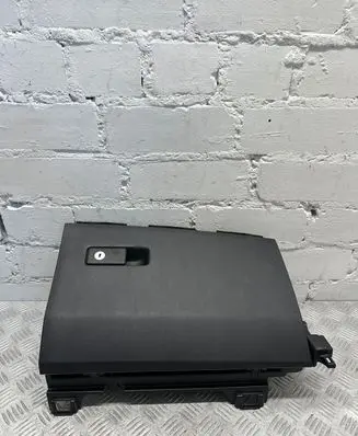KIA Sportage Glove box frame 84501f1000