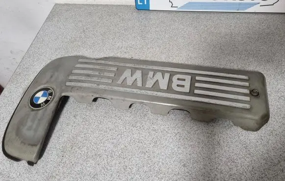 BMW 5 E39 Engine cover (trim) 14489001 2248062
