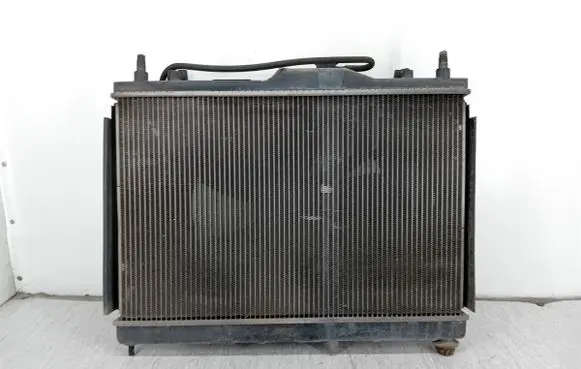 Nissan Tiida C11 Coolant radiator